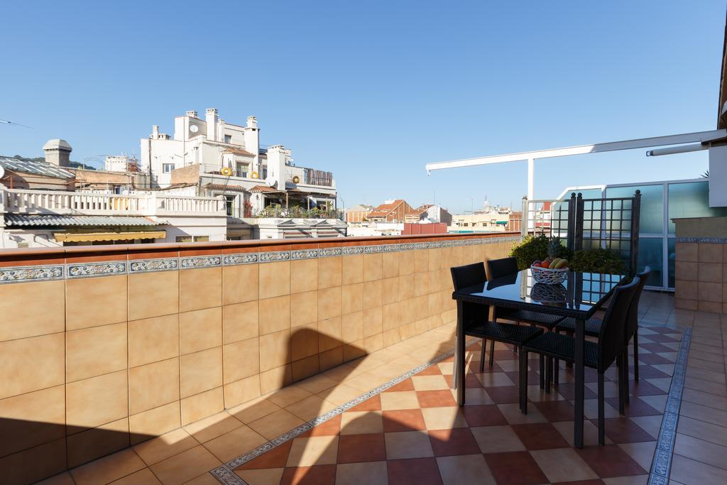 Appartamento Letsgo Sagrada Familia Penthouse Barcellona Esterno foto