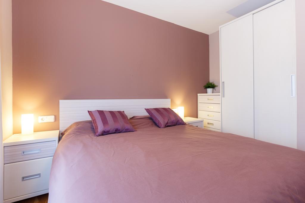 Appartamento Letsgo Sagrada Familia Penthouse Barcellona Esterno foto